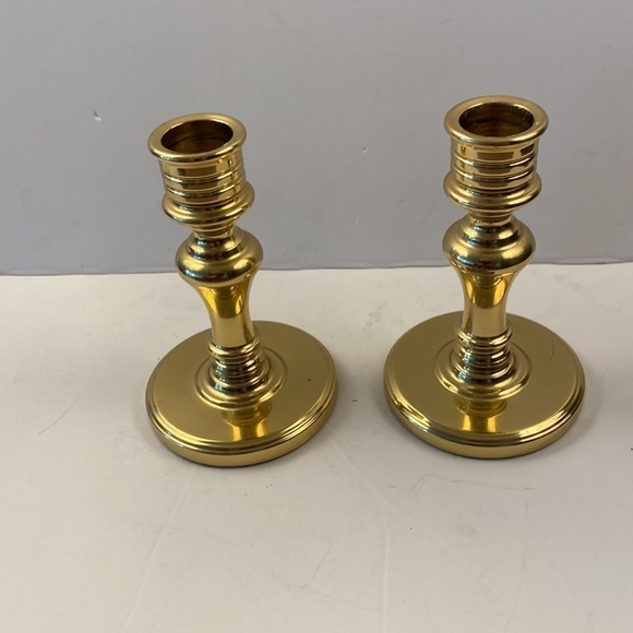 Brass candleholders classic design solid brass heavy duty sturdy - Picture 3 of 6